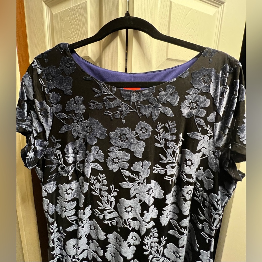 Floral Black and Blue Women's Top